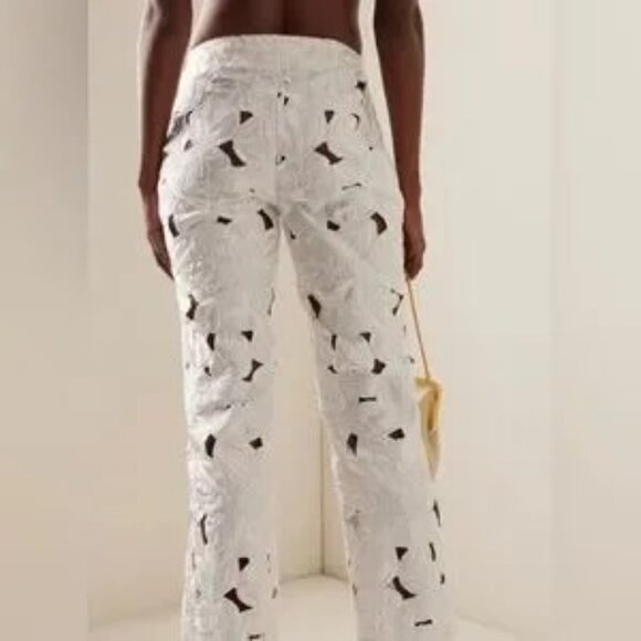 ILA Saint Rose-Embroidered Laser Cut-Crepe Straight-Leg Pant In White - Sz: 36 - Picture 3 of 5